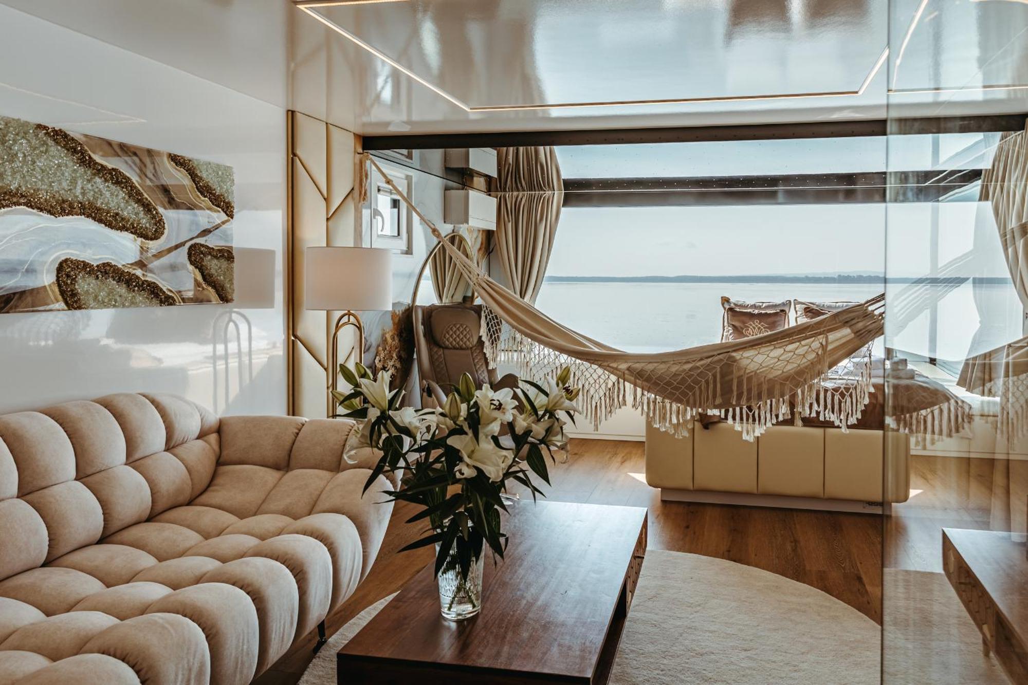 Grand Ht Houseboats - Domki Na Wodzie - Sauna, Jacuzzi, Kominek Мельно Номер фото